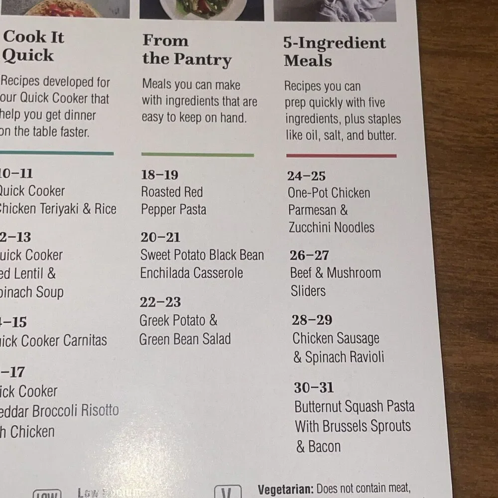 Pampered Chef Season's Best Fall/Winter Cook Book 2018-Dinner Simplified